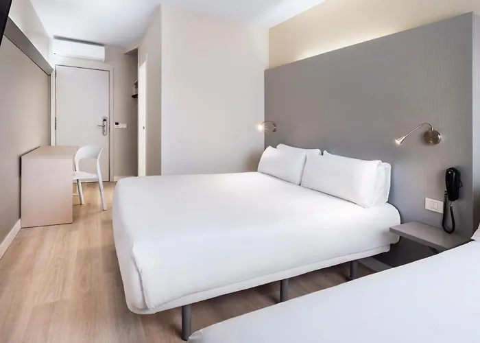 Barcelona Mollet 2*