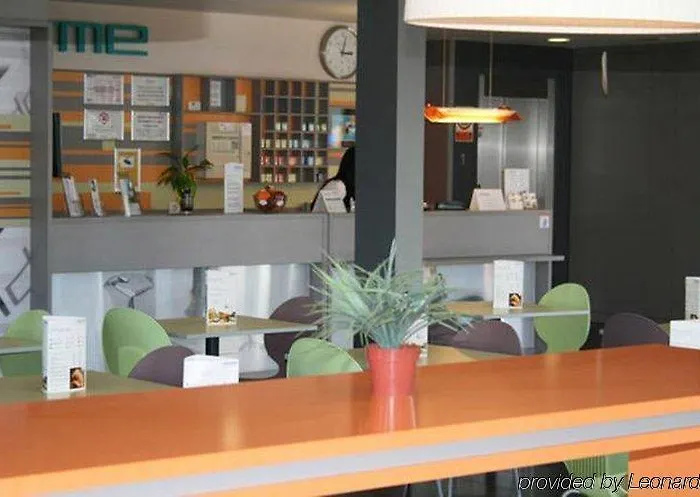 Barcelona Mollet 2*