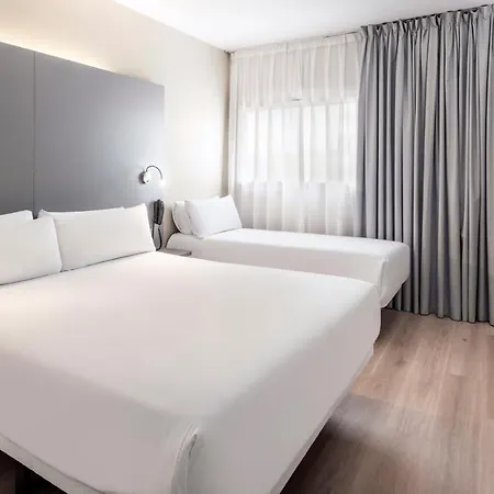 Otel Barcelona Mollet 2*